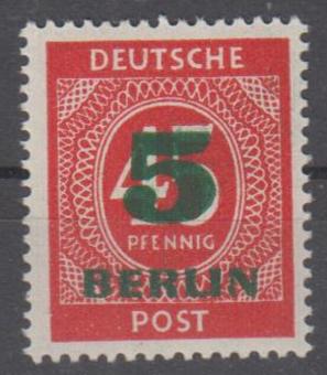 064 - Berlin Grünaufdruck Nr. 64 