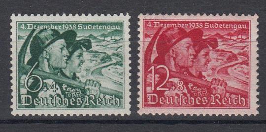 684 - DR Nr. 684 y  + 685 